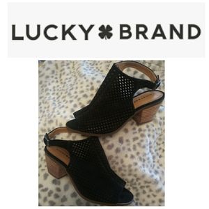 🍀LUCKY BRAND🍀Black Suede Peep-Toe Sandal